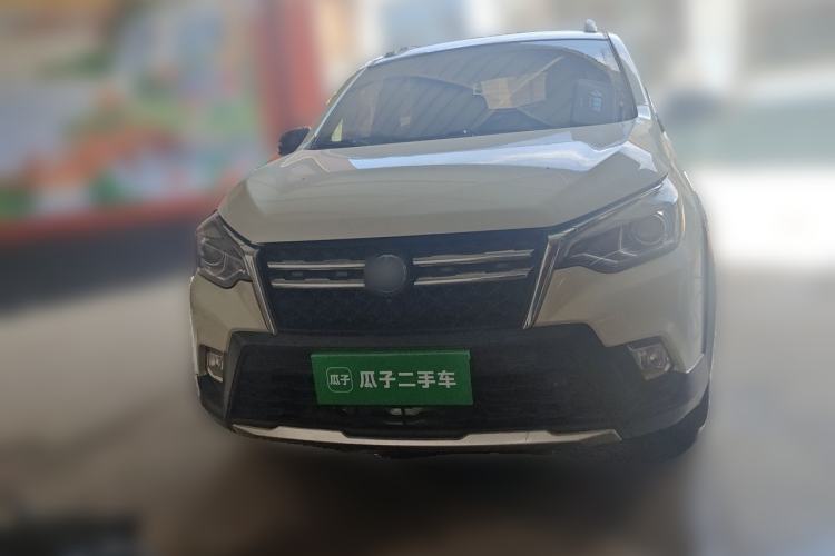 Used Venucia T70 2018 2.0L CVT Smart Enjoyment Sport Edition Front