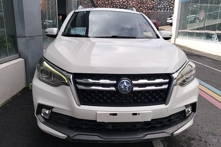 Used Venucia T70 2018 1.6L Manual Enjoyment Edition Front