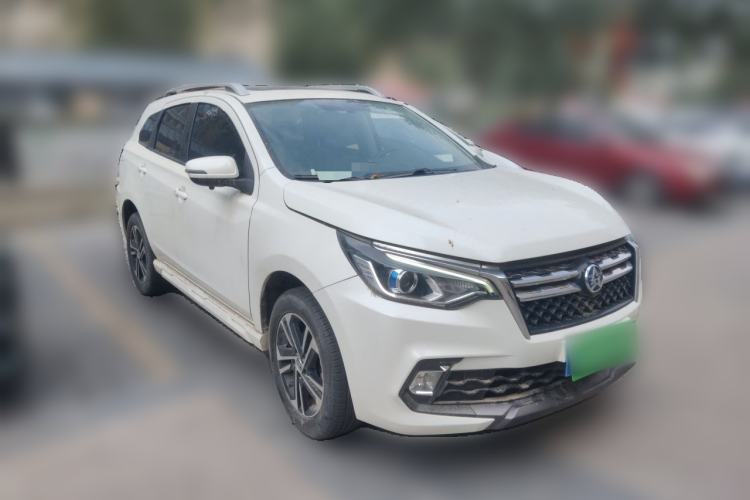 Used Venucia T70 2018 2.0L CVT Smart Enjoyment Version Front Right 45 Deg