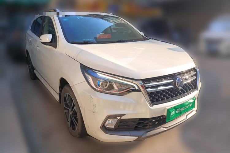 Used Venucia T70 2018 2.0L CVT Smart Enjoyment Version Front Right 45 Deg