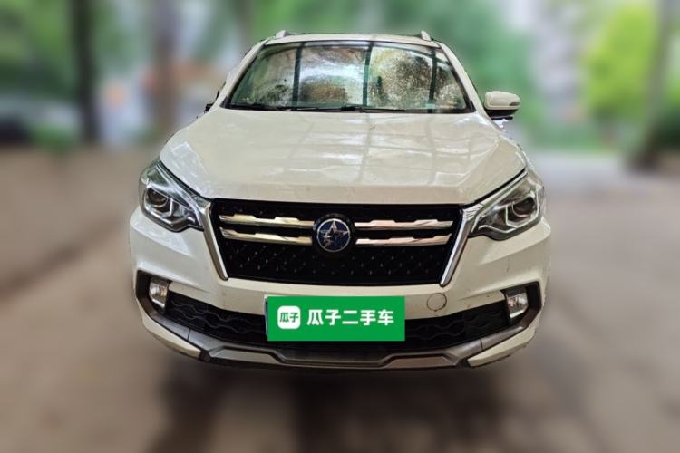 Used Venucia T70 2018 2.0L CVT Smart Enjoyment Version Front