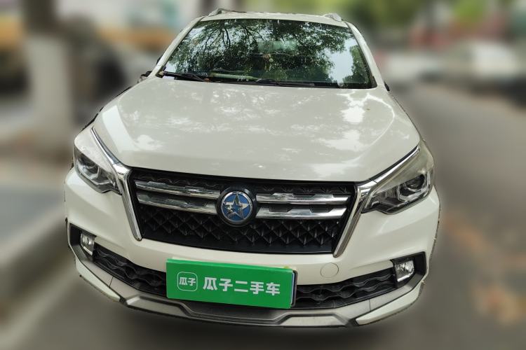 Used Venucia T70 2018 2.0L CVT Smart Enjoyment Version Front