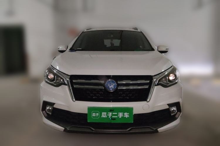 Used Venucia T70 2018 2.0L CVT Smart Enjoyment Version Front