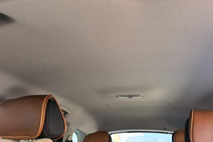 Used Venucia T70 2018 2.0L CVT Smart Edition Headliner