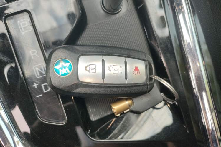 Used Venucia T70 2018 2.0L CVT Smart Enjoyment Version Interior 1