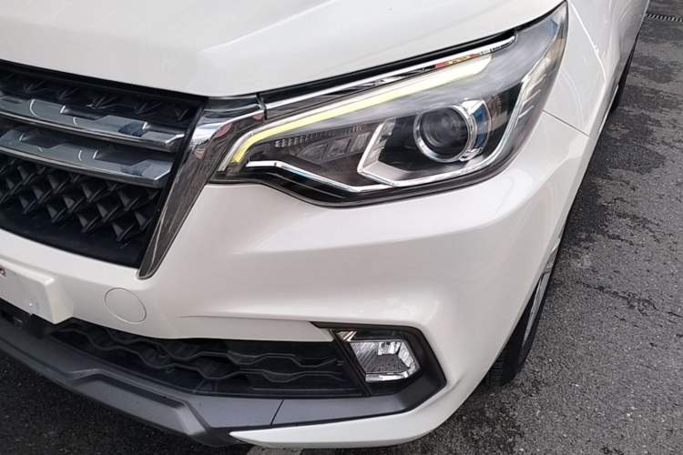 Used Venucia T70 2018 1.6L Manual Enjoyment Edition Left Front Headlight
