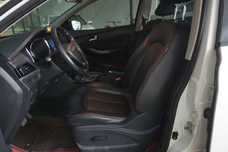 Used Venucia T70 2018 2.0L CVT Smart Enjoyment Version Left Front Seat