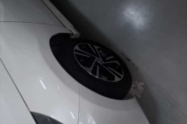 Used Venucia T70 2018 2.0L CVT Smart Enjoyment Version Left Front Wheel Hub