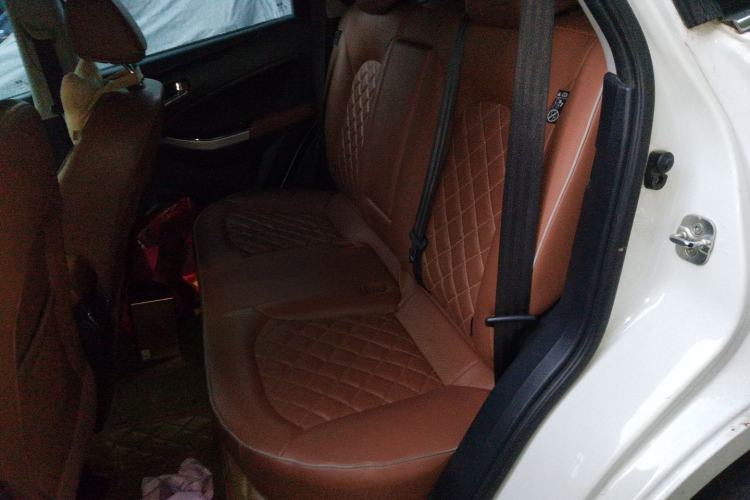 Used Venucia T70 2018 2.0L CVT Smart Enjoyment Sport Edition Left Rear Seat