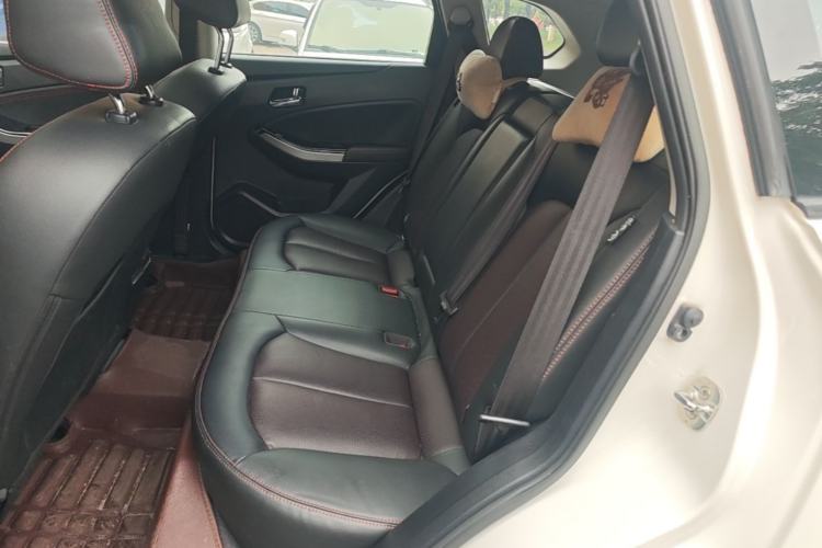 Used Venucia T70 2018 2.0L CVT Smart Enjoyment Version Left Rear Seat