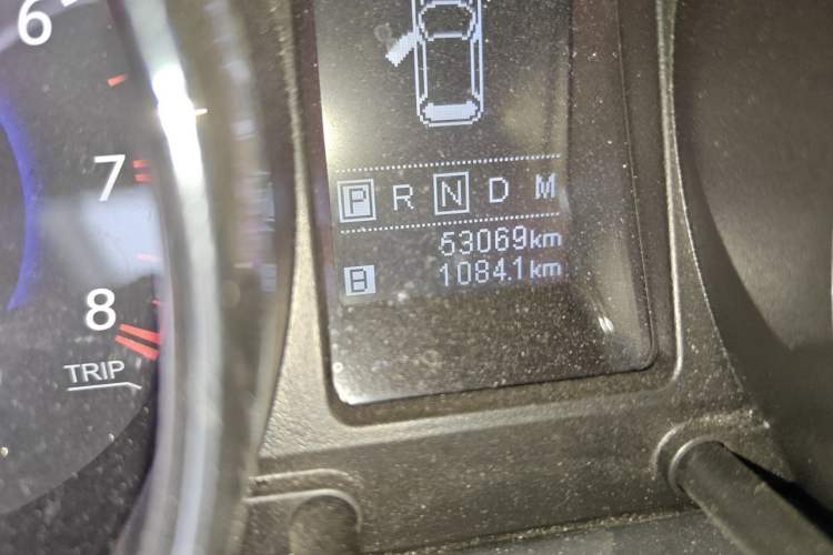 Used Venucia T70 2018 2.0L CVT Smart Enjoyment Version Odometer Close Up