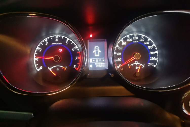 Used Venucia T70 2018 2.0L CVT Smart Enjoyment Version Odometer Close Up