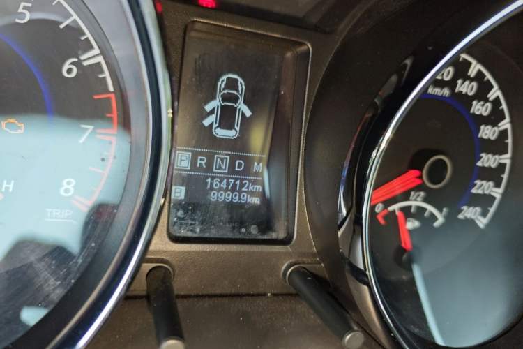 Used Venucia T70 2018 2.0L CVT Smart Enjoyment Version Odometer Close Up