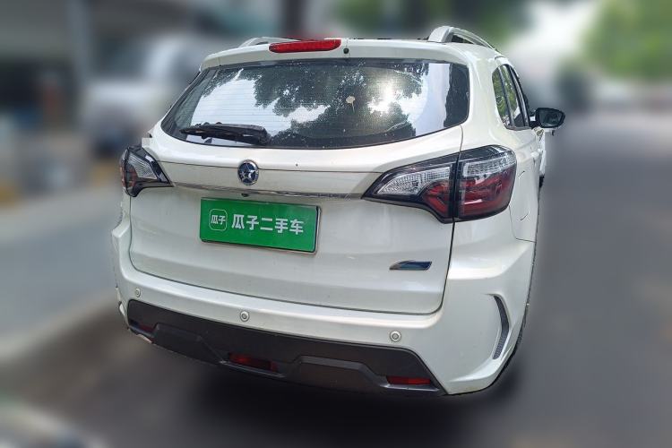 Used Venucia T70 2018 2.0L CVT Smart Enjoyment Version Rear