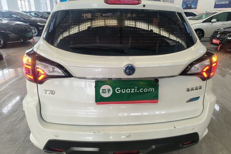 Used Venucia T70 2018 2.0L CVT Smart Enjoyment Version Rear