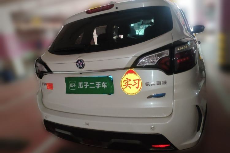 Used Venucia T70 2018 2.0L CVT Smart Enjoyment Version Rear