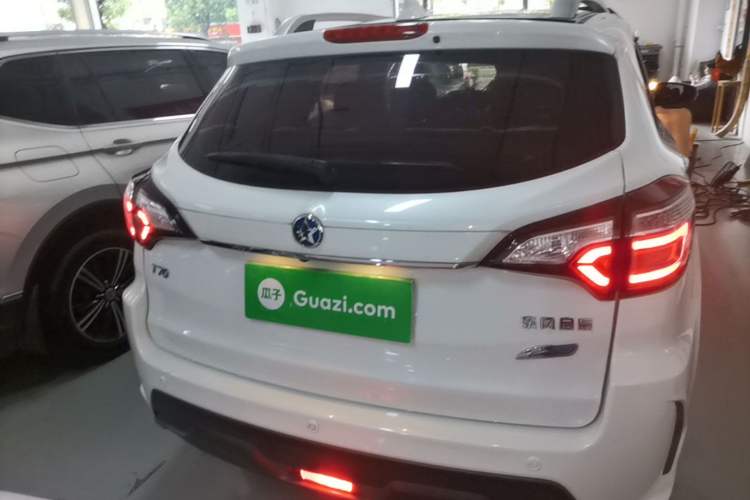 Used Venucia T70 2018 2.0L CVT Smart Enjoyment Version Rear