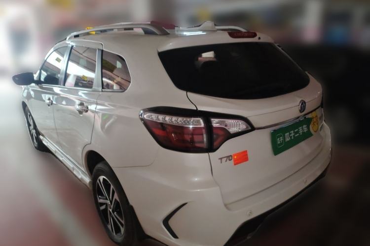 Used Venucia T70 2018 2.0L CVT Smart Enjoyment Version Rear Left 45 Deg