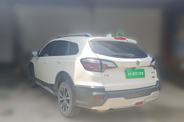 Used Venucia T70 2018 2.0L CVT Smart Enjoyment Sport Edition Rear Left 45 Deg