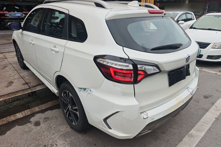 Used Venucia T70 2018 2.0L CVT Smart Enjoyment Version Rear Left 45 Deg