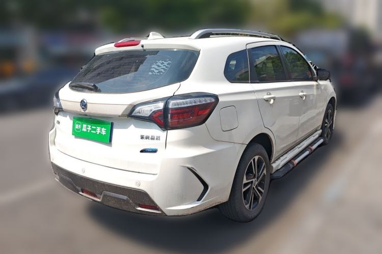 Used Venucia T70 2018 2.0L CVT Smart Enjoyment Version Rear Right 45 Deg