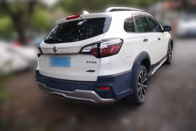 Used Venucia T70 2018 2.0L CVT Smart Enjoyment Sport Edition Rear Right 45 Deg