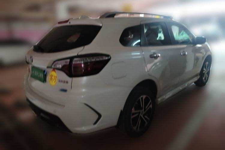 Used Venucia T70 2018 2.0L CVT Smart Enjoyment Version Rear Right 45 Deg