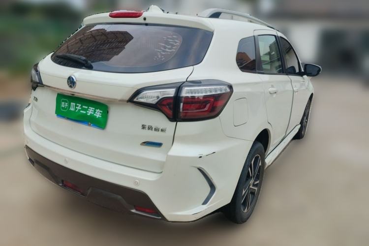 Used Venucia T70 2018 2.0L CVT Smart Enjoyment Version Rear Right 45 Deg