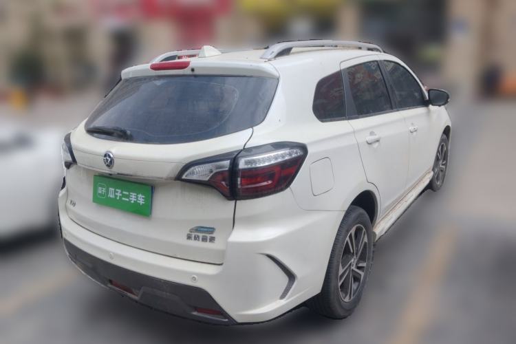 Used Venucia T70 2018 2.0L CVT Smart Enjoyment Version Rear Right 45 Deg