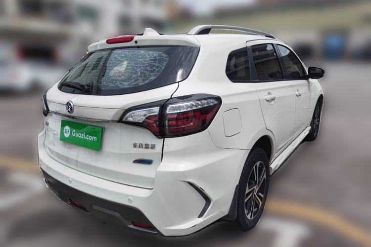 Used Venucia T70 2018 2.0L CVT Smart Enjoyment Version Rear Right 45 Deg