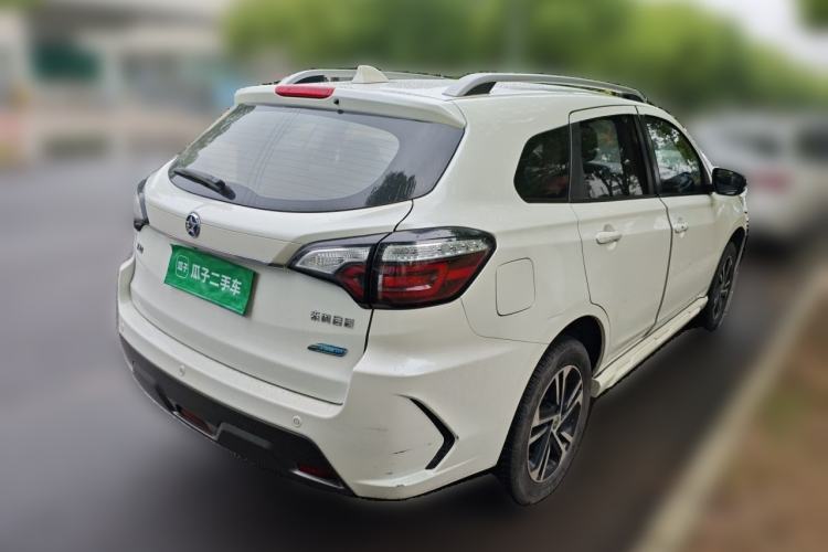 Used Venucia T70 2018 2.0L CVT Smart Enjoyment Version Rear Right 45 Deg