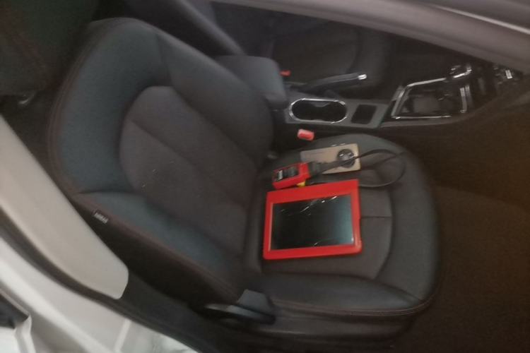 Used Venucia T70 2018 2.0L CVT Smart Enjoyment Version Right Front Seat