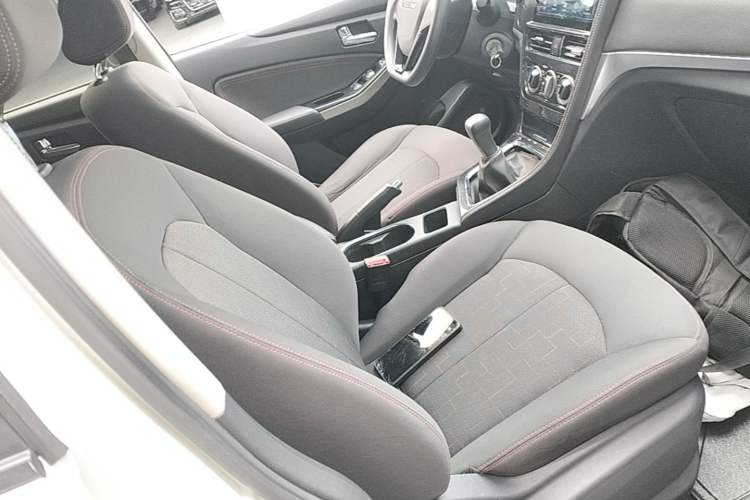 Used Venucia T70 2018 1.6L Manual Enjoyment Edition Right Front Seat
