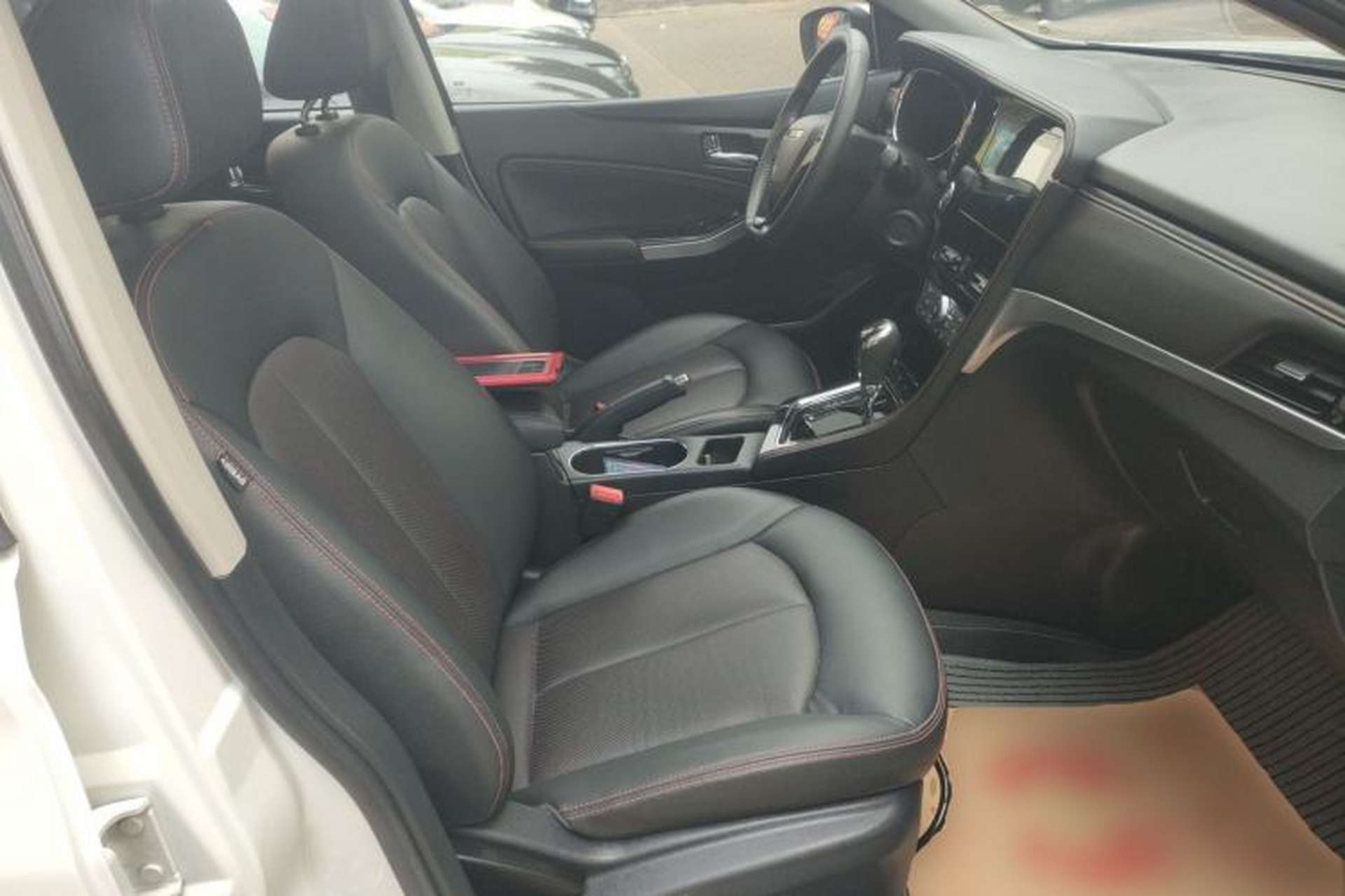 Used Venucia T70 2018 2.0L CVT Smart Enjoyment Version Right Front Seat