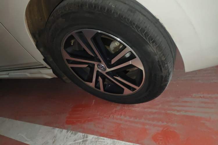 Used Venucia T70 2018 2.0L CVT Smart Enjoyment Version Right Front Wheel Hub
