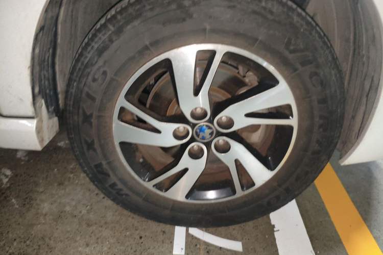 Used Venucia T70 2018 1.6L Manual Enjoyment Edition Right Front Wheel Hub