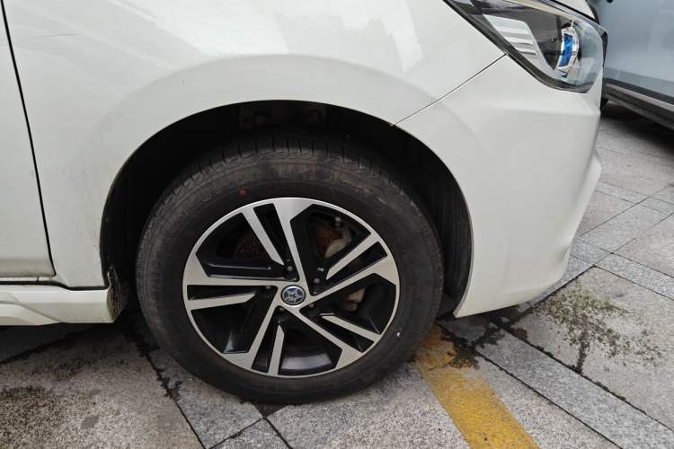 Used Venucia T70 2018 2.0L CVT Smart Enjoyment Version Right Front Wheel Hub