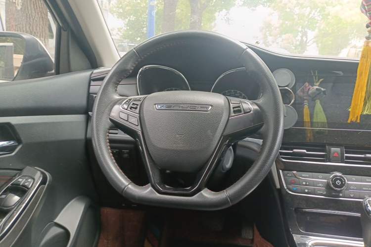 Used Venucia T70 2018 2.0L CVT Smart Enjoyment Version Steering Wheel