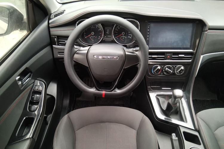 Used Venucia T70 2018 1.6L Manual Enjoyment Edition Steering Wheel