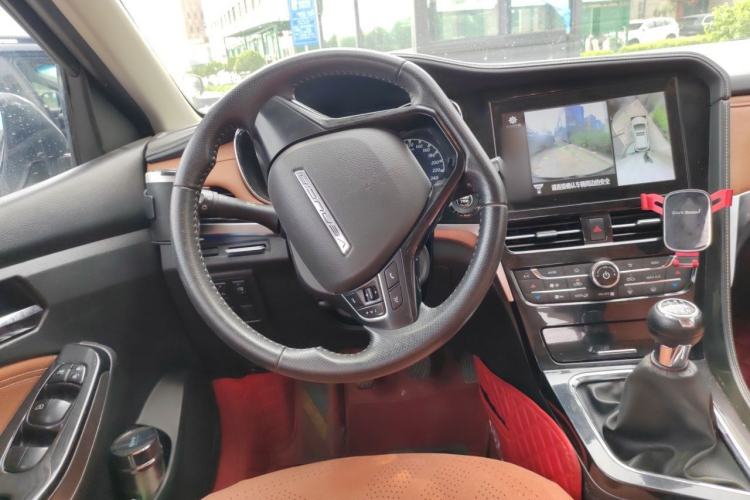 Used Venucia T70 2018 1.4T Manual RuiXiang Sport Edition Steering Wheel