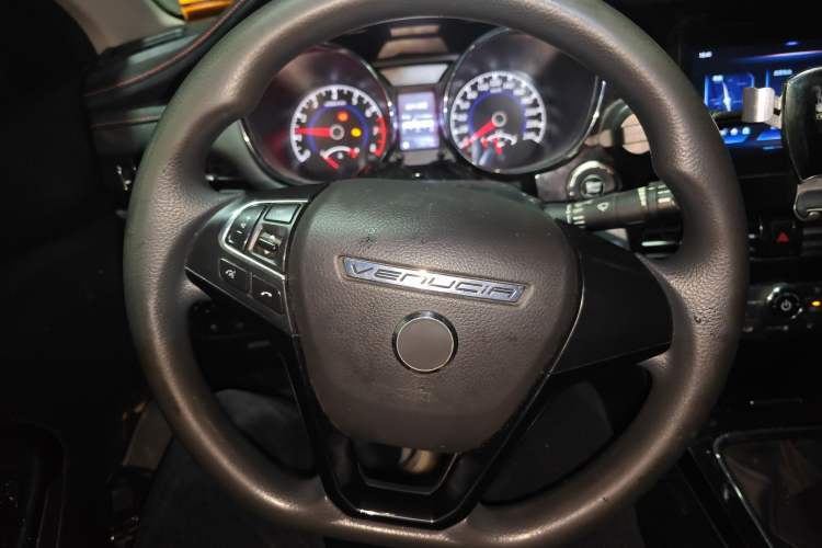 Used Venucia T70 2018 1.4T Manual Enjoyment Edition Steering Wheel