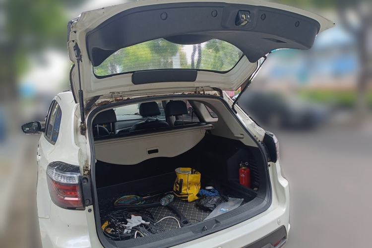 Used Venucia T70 2018 2.0L CVT Smart Enjoyment Version Trunk