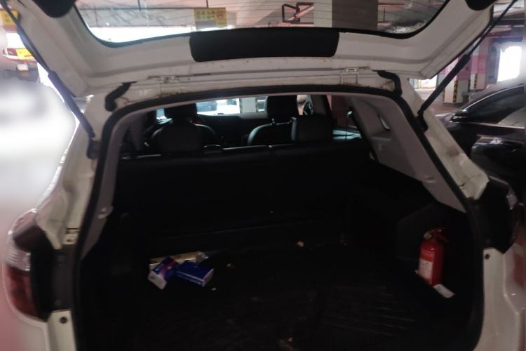 Used Venucia T70 2018 2.0L CVT Smart Enjoyment Version Trunk