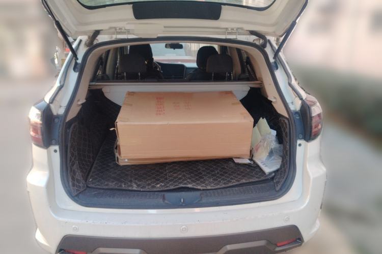 Used Venucia T70 2018 2.0L CVT Smart Edition Trunk