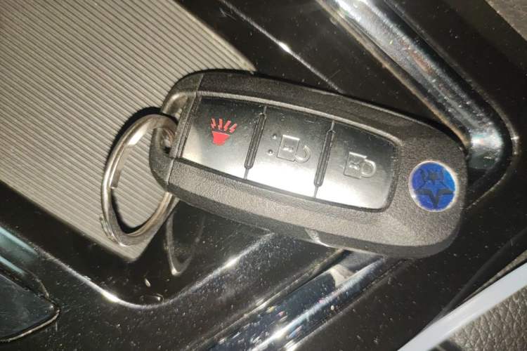 Used Venucia T70 2018 2.0L CVT Smart Enjoyment Version Vehicle Key