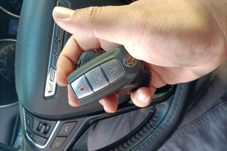 Used Venucia T70 2018 2.0L CVT Smart Enjoyment Version Vehicle Key