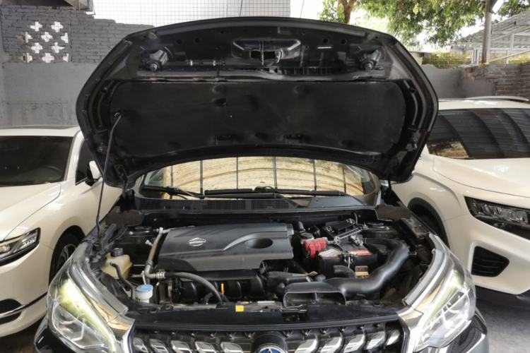 Used Venucia T70 2019 2.0L CVT Enjoy Edition China VI Standard Engine Bay
