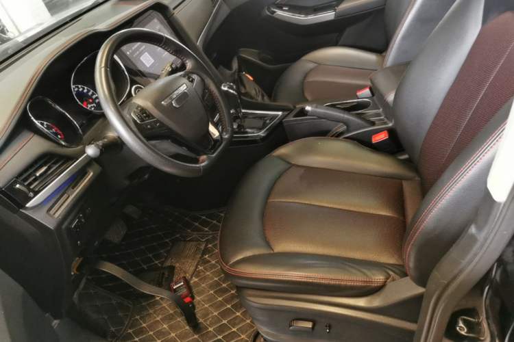 Used Venucia T70 2019 2.0L CVT Enjoy Edition China VI Standard Left Front Seat