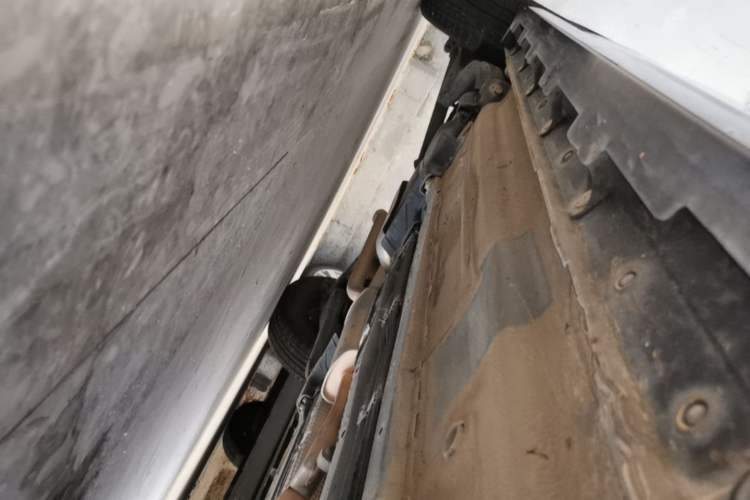 Used Venucia T70 2019 2.0L CVT Enjoy Edition China VI Standard Right Side Sill