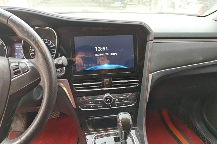 Used Venucia T70 2019 2.0L CVT Enjoy Edition China V Standard Audio And AC Panel